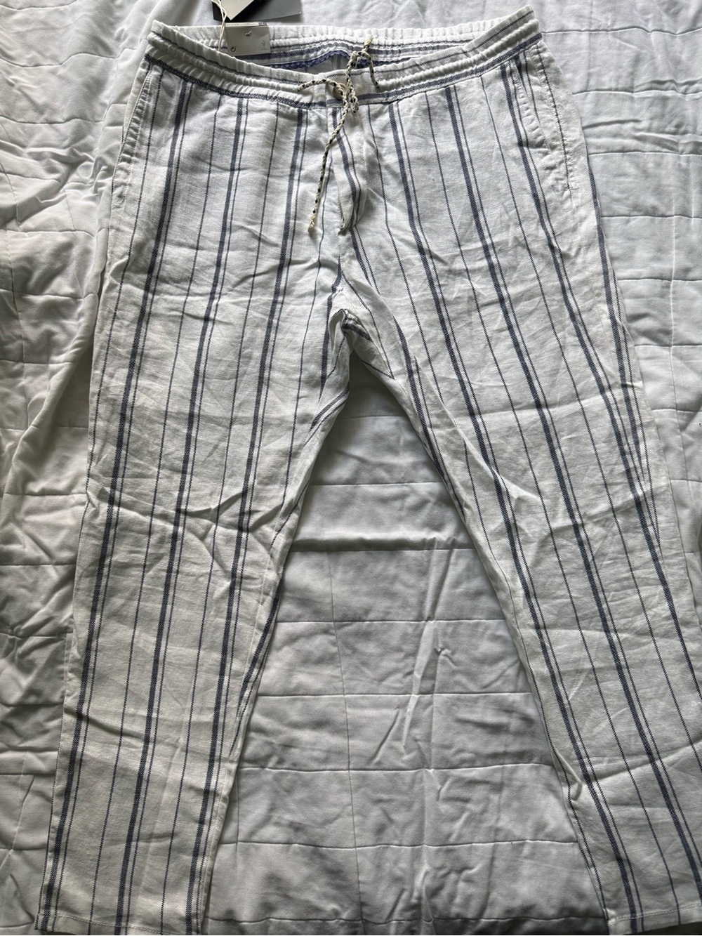 Zara Men's White Linen Pants with Navy Vertical Stripes